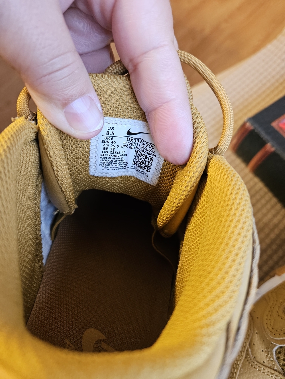 Nike Air More Uptempo Wheat Quilted (W) - Picture 15 of 16